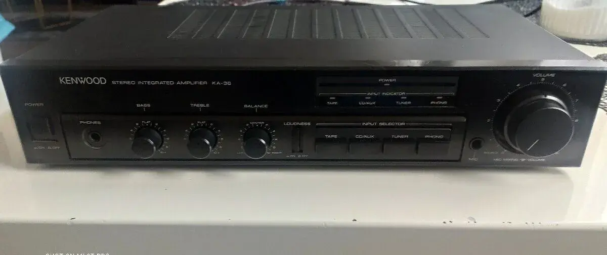 Kenwood KA-36 – stereo zesilovač