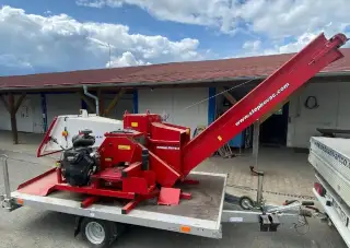 Štěpkovač URBAN SMH110 37 HP S DOPRAVNÍKEM 2,6 M