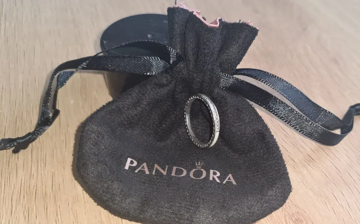 Pandora prsten prstynek glazura srdíčka vel 54 jako nový
