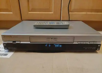 Panasonic NV FJ732 video přehrávač