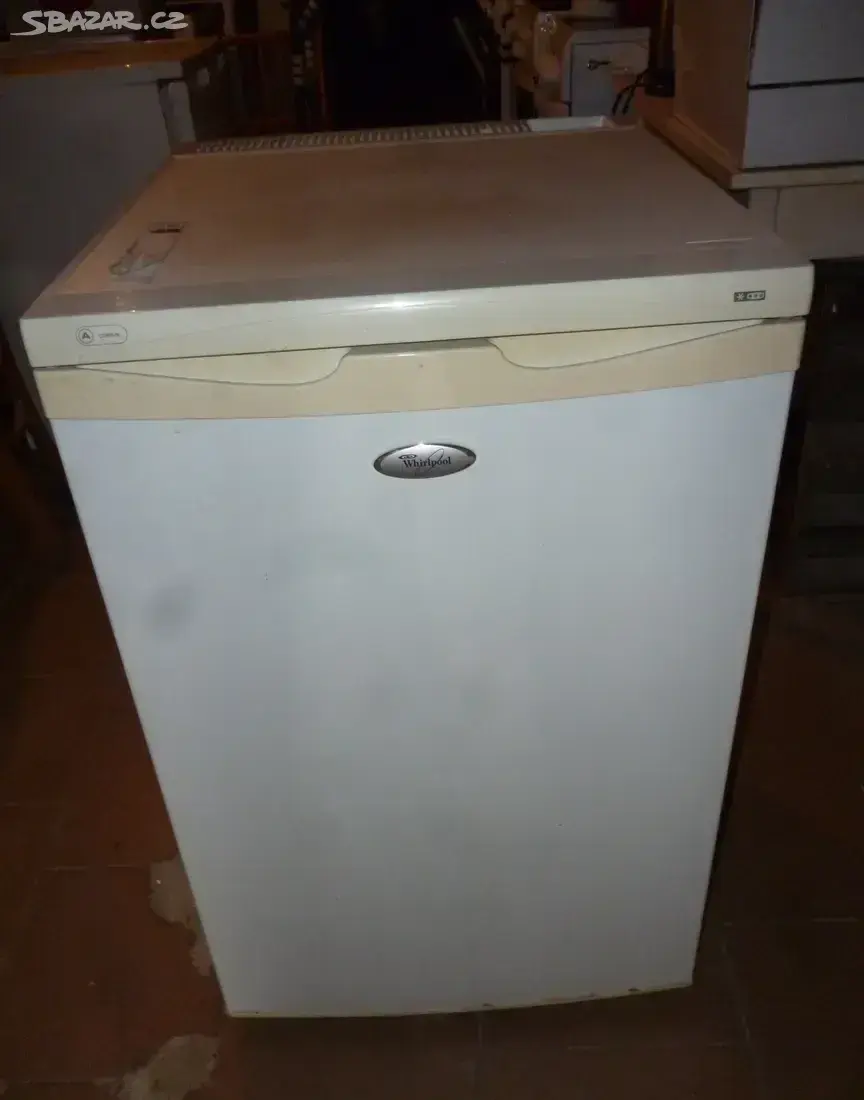 šuplíkový mrazák whirlpool,obsah 100 l za 2500kč