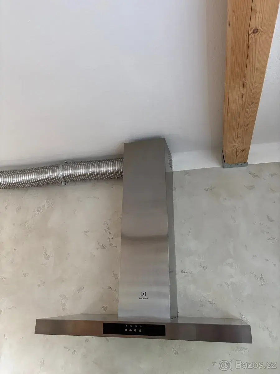 Digestoř Electrolux