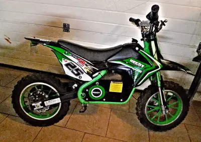 Dětská elektrická motorka