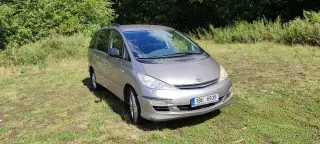 Toyota Previa – 2005, 240 000 km