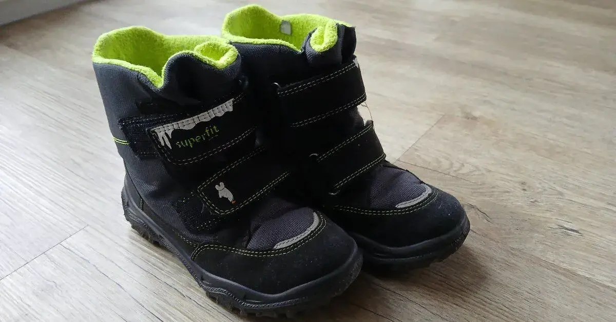 Zimní chlapecké boty zn. SUPERFIT vel. 29