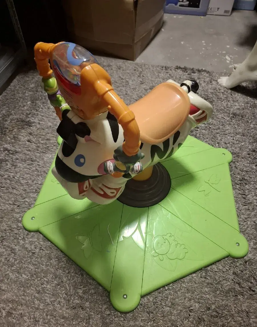 Fisher Price skakaci zebra