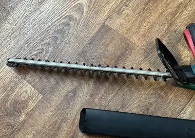 Aku nůžky na živý plot PARKSIDE PHSA 20-Li C3