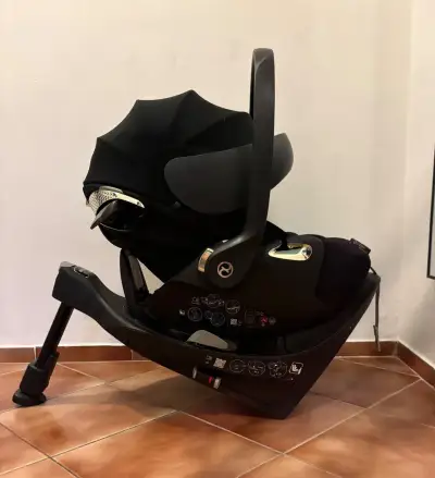 CYBEX Cloud T JEREMY SCOTT + otočná baze T