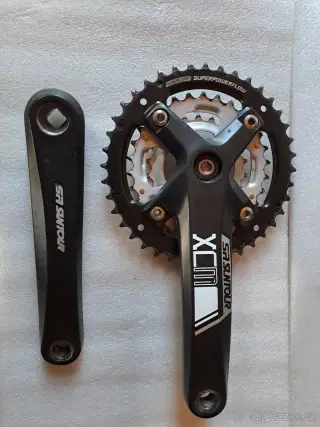 Kliky SR Suntour XCM 175 mm (trojpřevodník) + středová osa B
