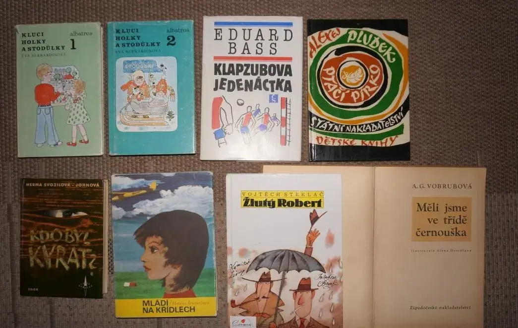 13 ks knih pro mládež - dětská literatura