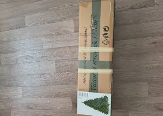 Umělý Vánoční stromek 122 cm