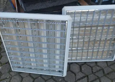 Stropní zářivka - svítidlo