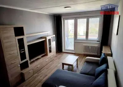 Pronájem prostorného byty 2+1, 52 m² - ulice Prachatická, Če