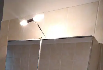 KOUPELNOVÉ OSVĚTLENÍ ZRCADLA