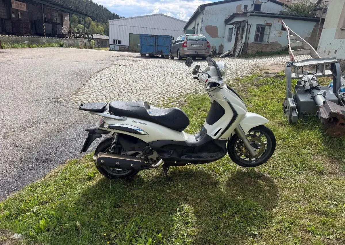 Piaggio Beverly 400ie 2009