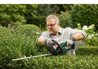 Nové nůžky na živý plot Parkside Aku a elektrické 450W
