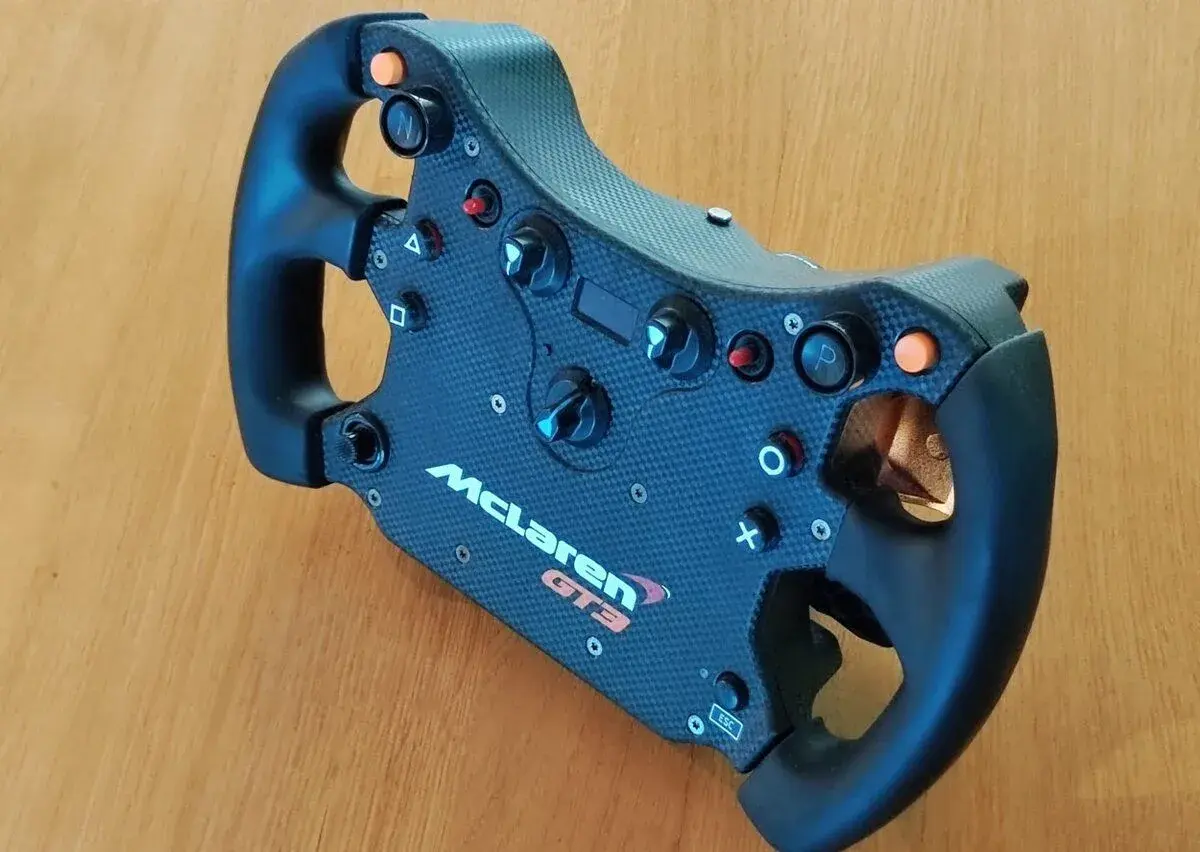 Volant Fanatec McLaren GT3