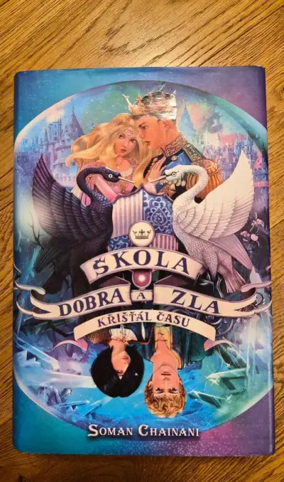 Škola dobra a zla - Křišťál času