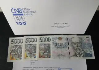 3xvýroční 5000Kč - série 01M, po sobě jdoucí čísla +obal
