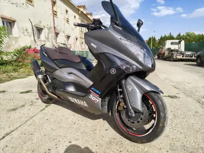 Yamaha T-max 500