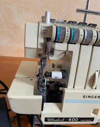 Overlock Singer