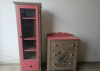 Komoda a vitrína SHABBY