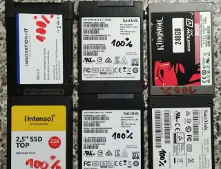240-256GB 2,5" Sata SSD životnost až 100%