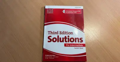 Solutions Pre-Intermediate Third Edition (Teacher's Book)