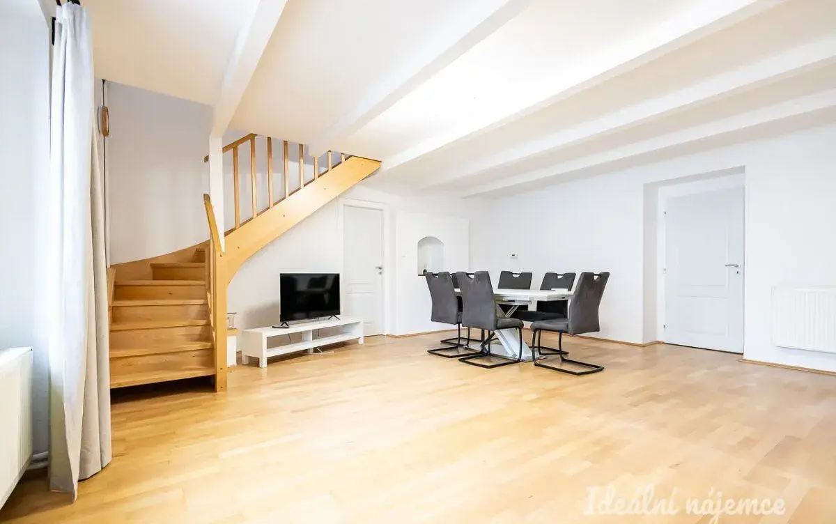 Pronájem domu 4+kk, Železná, Stará Boleslav, Kč/měs, 140 m