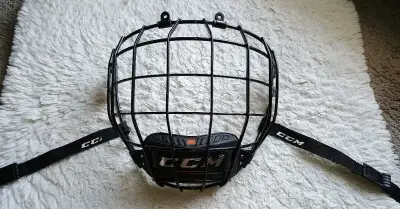 Košík (mřížka) CCM FM 780 vel. S černý