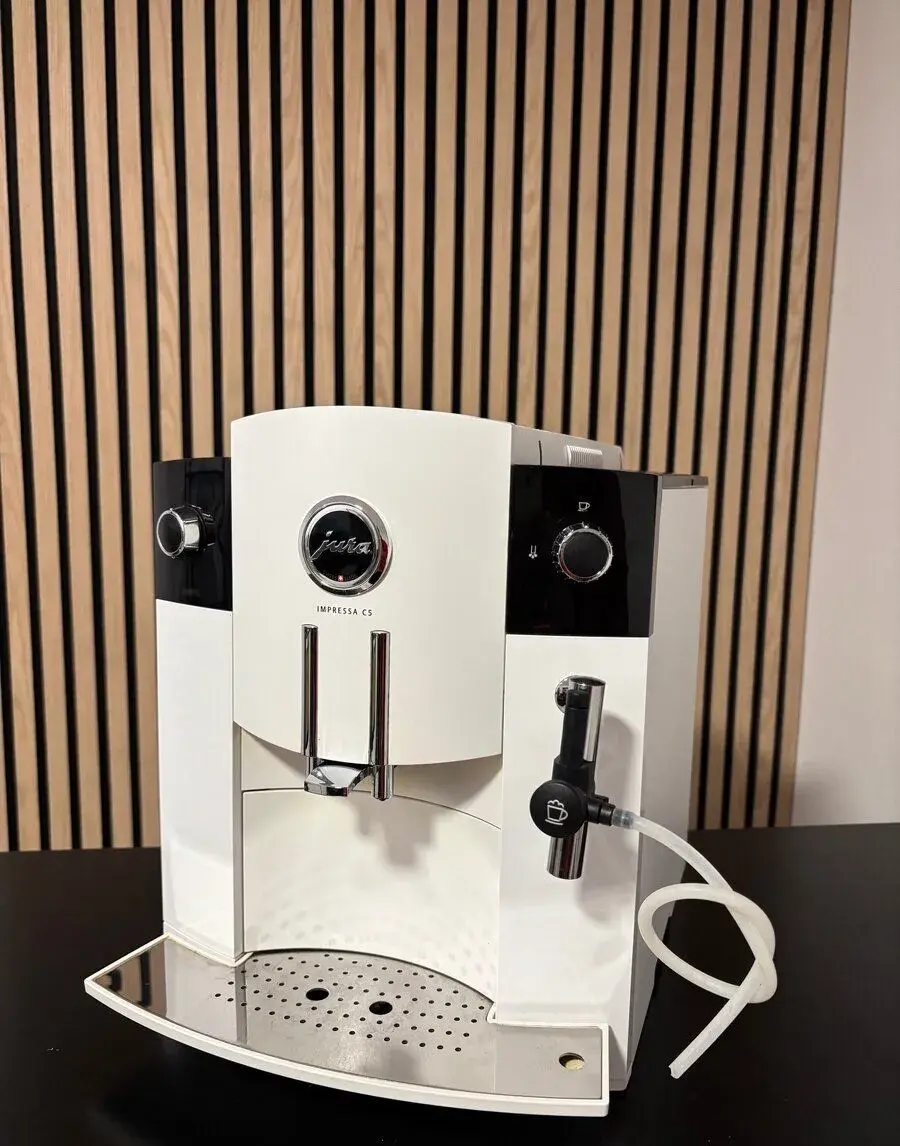 JURA C5 white
