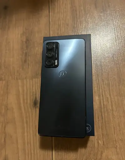 Telefon Motorola edge 20 128gb