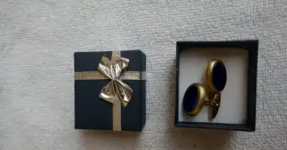 ZLATÉ MANŽETOVÉ KNOFLÍČKY S KAMENEM//9.92G//585