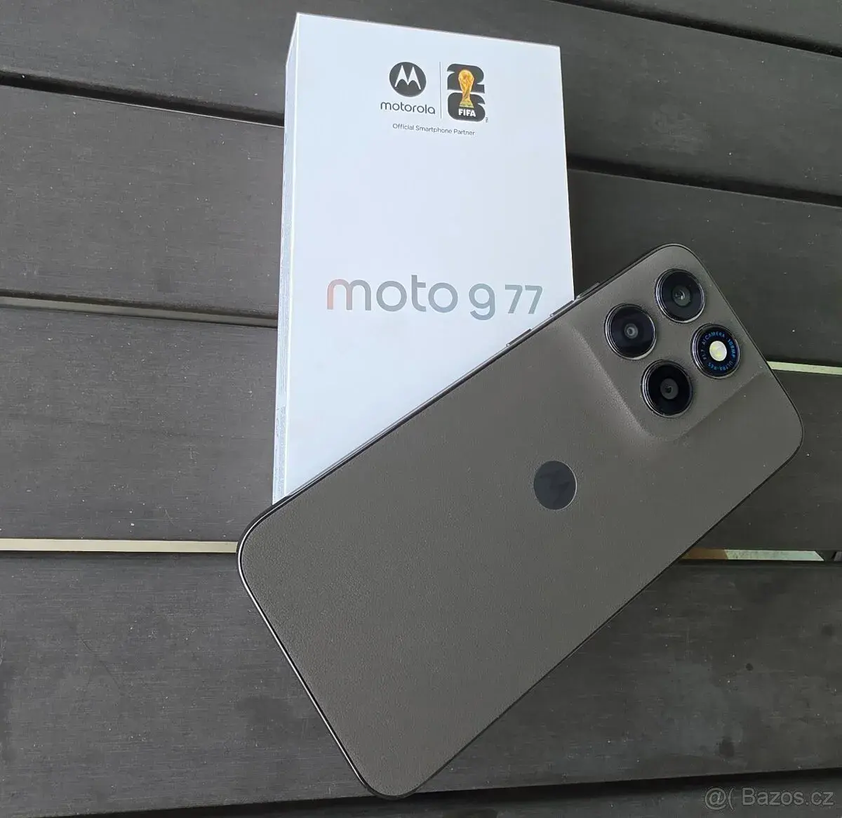 Motorola G77