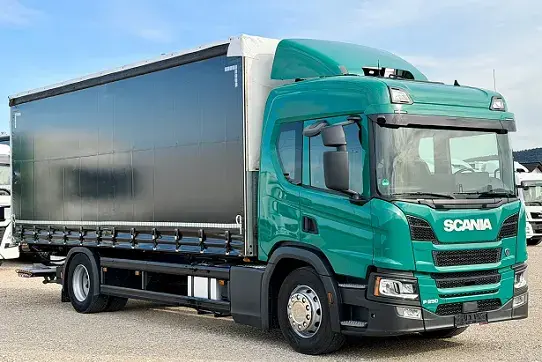 Scania P250 - valník s posuvnými plachtami