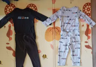 2 krásné komplety z H&M, vel. 80.