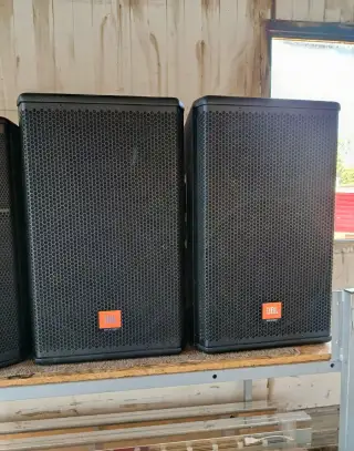 Jbl mrx 515