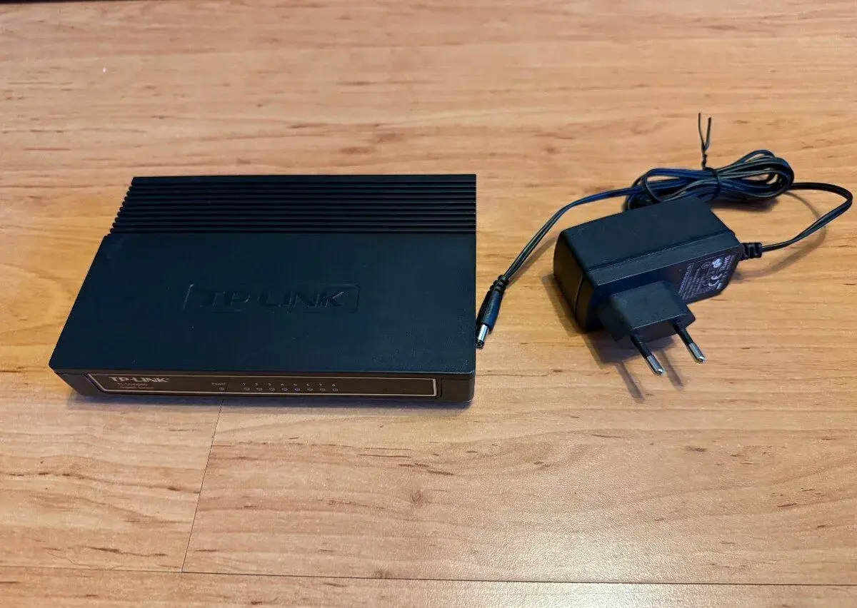 Switch TP-LINK TL-SG1008D, 8xGLAN