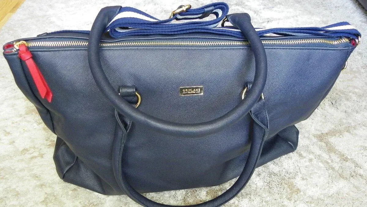 Příruční cestovní kabela Oriflame 109LX2