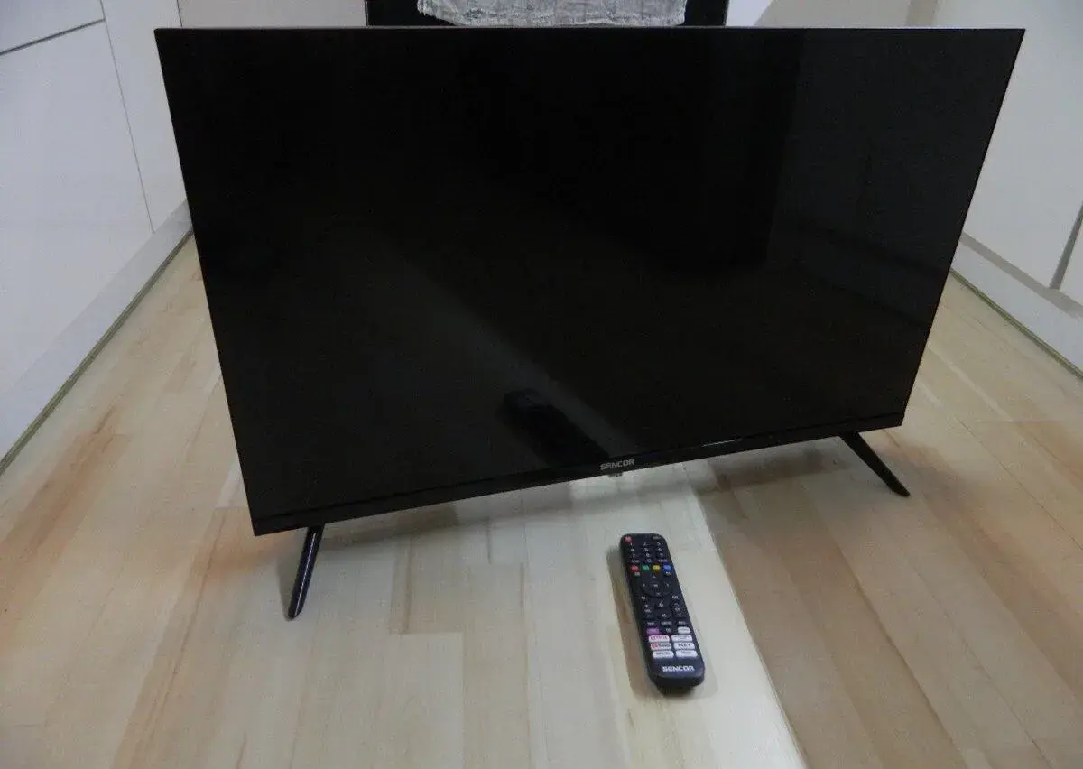 Televizi Sencor.