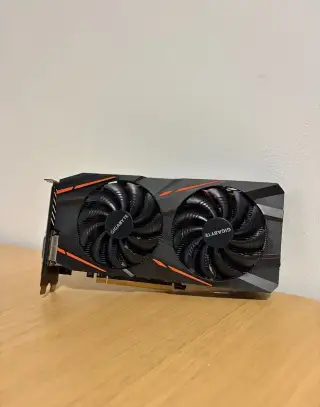 ✨ Gigabyte Radeon RX 580 – vyčištěná, přepastovaná