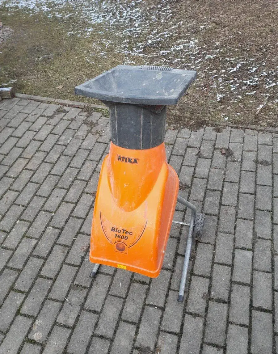 Elektrický drtič větví
