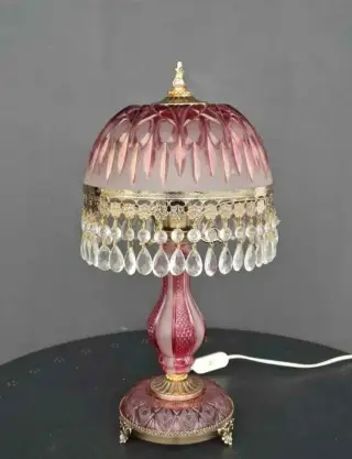 Starožitná francouzská broušená lampa