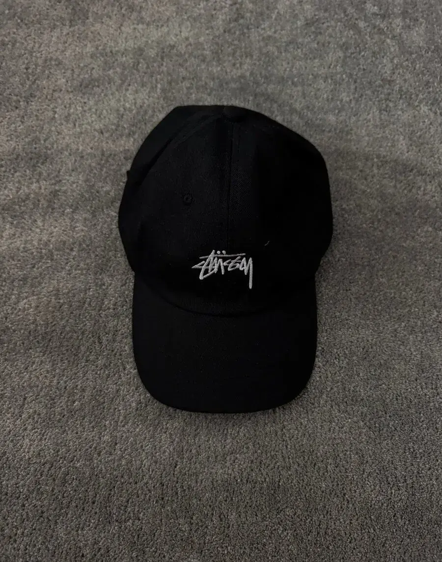 Stüssy kšiltovka – černá, originál, unisex
