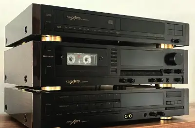 GRUNDIG FINE ARTS - TUNER A TAPE DECK