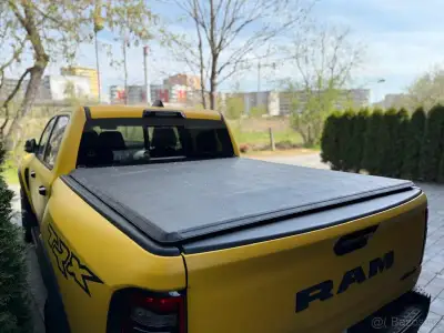 Original Mopar skladaci kryt na korbu RAM 1500