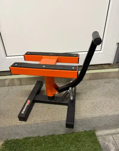 Zvedák na motorku