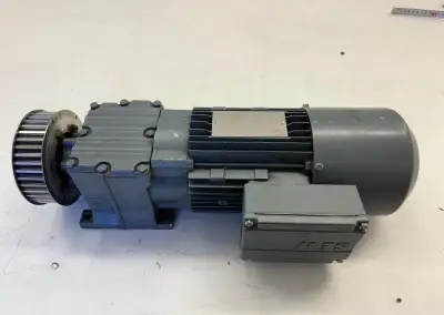 motor s převodovkou SEW-EURODRIVE