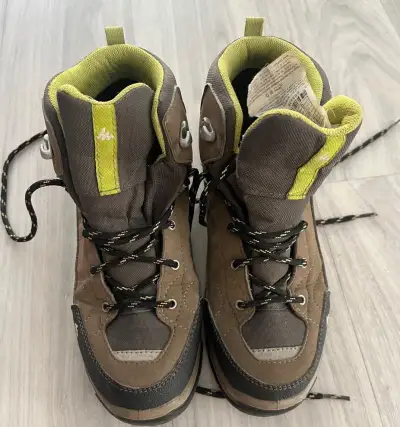 Dětské nepromokavé turistické boty Quechua UK 5/EU 38