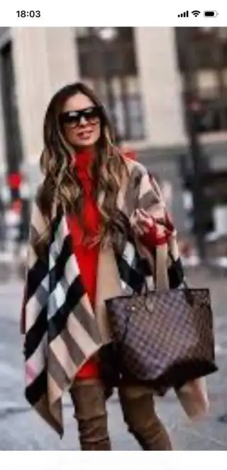Burberry pončo